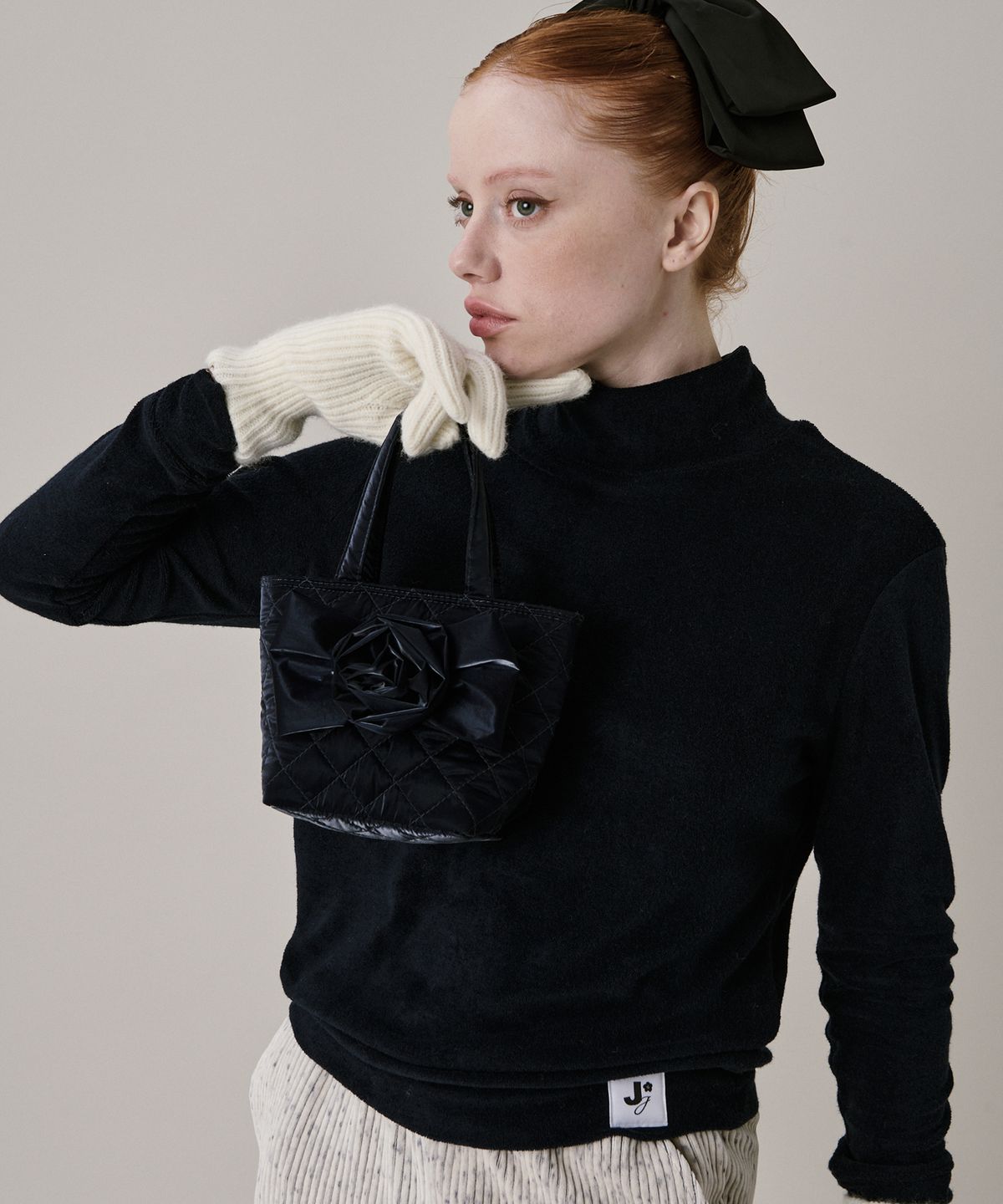 준준스페이스(JUNEJUNE SPACE) New Logo Basic Turtleneck T-shirt_Navy (뉴 로고 베이직 터틀넥 티셔츠_네이비)
