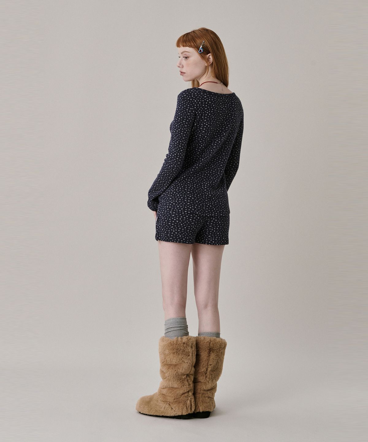 준준스페이스(JUNEJUNE SPACE) Patterned Henry Neck T-shirt_Navy (패턴 헨리 넥 티셔츠_네이비)