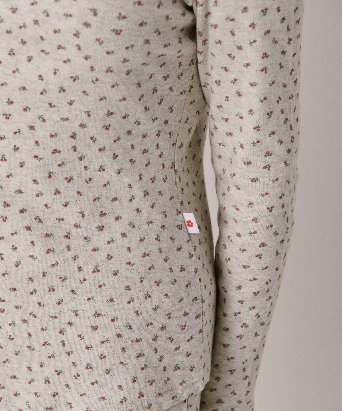 준준스페이스(JUNEJUNE SPACE) Patterned Henry Neck T-shirt_Melange (패턴 헨리 넥 티셔츠_멜란지)