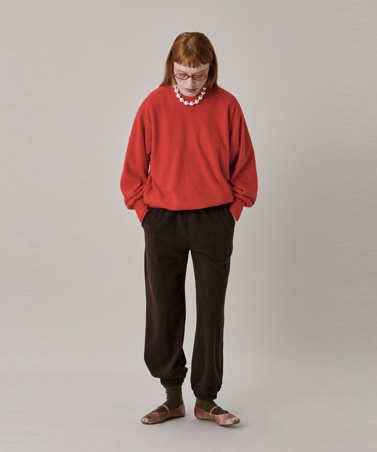 준준스페이스(JUNEJUNE SPACE) New Logo Fleece Sweatshirt_Red (뉴 로고 플리스 스웻셔츠_레드)