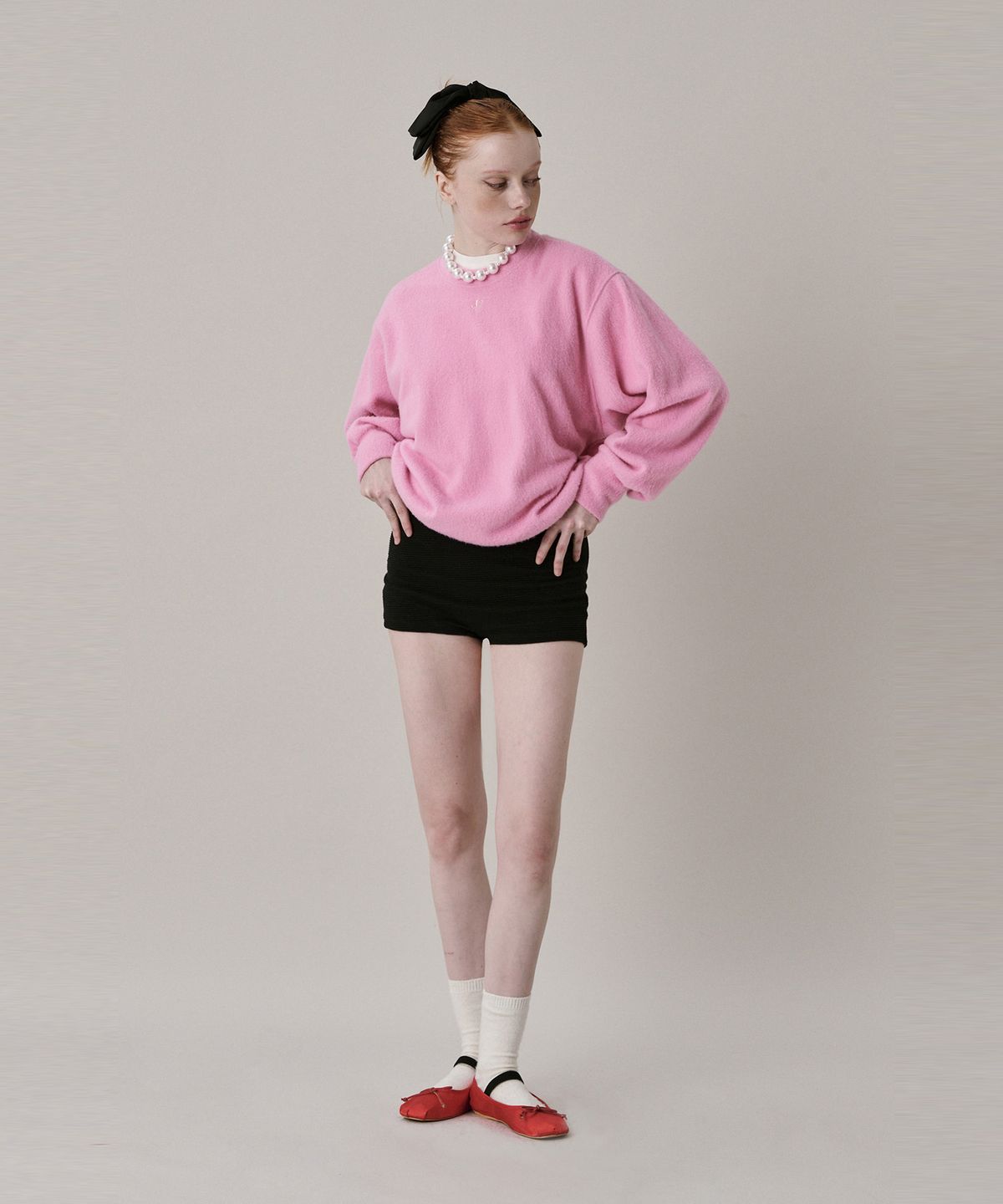 준준스페이스(JUNEJUNE SPACE) New Logo Fleece Sweatshirt_Pink (뉴 로고 플리스 스웻셔츠_핑크)