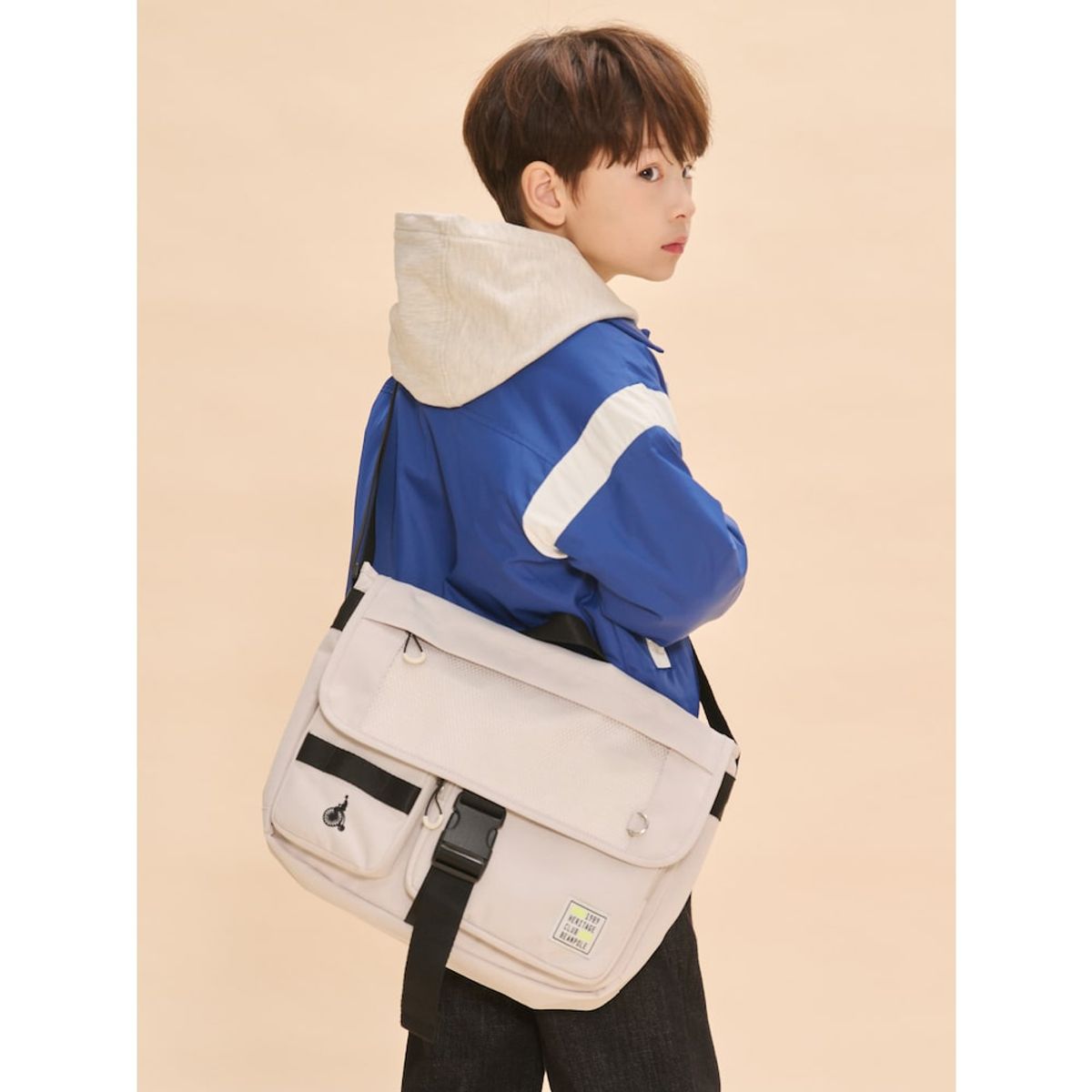 빈폴 키즈(BEANPOLE KIDS) 고학년 메신저백  베이지 (BI51D2U50A)
