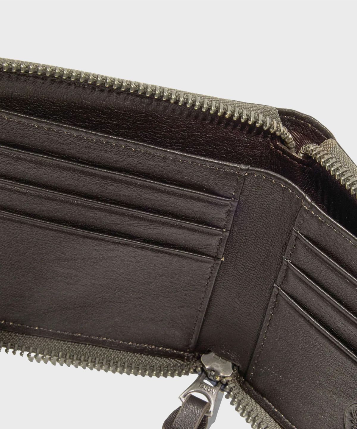 아웃스탠딩(OUTSTANDING) HORSEHIDE LEATHER ZIP WALLET_BROWN