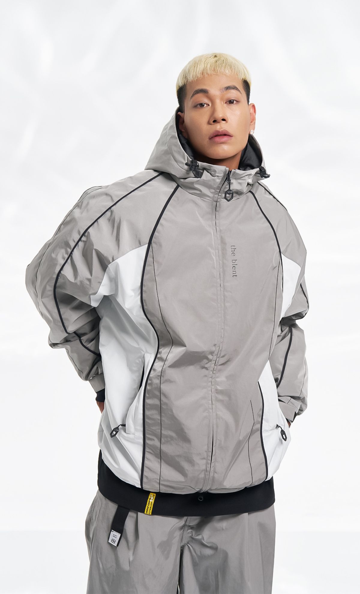 블렌트(BLENT) 2425 Vasti Jkt - Silver