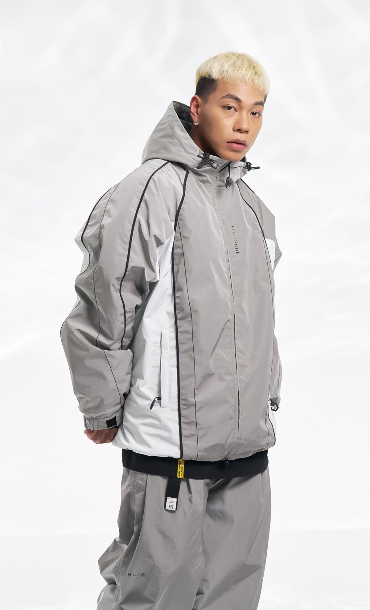 블렌트(BLENT) 2425 Vasti Jkt - Silver