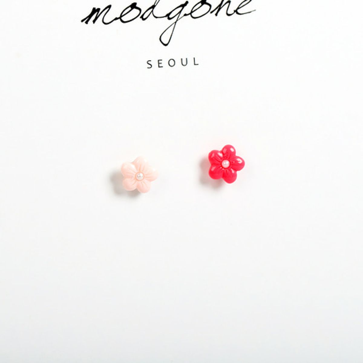 모드곤(MODGONE) 0.8mm 귀걸이침 두께 얇은 미니꽃 피어싱 Mini flower piercing
