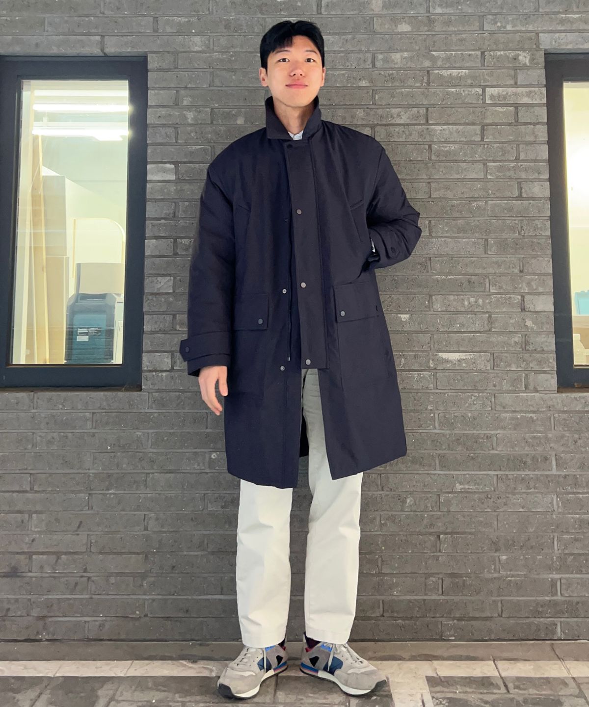 커즈넬로(CUZNELLO) 멀티 블랜드 브이넥 니트_브라운