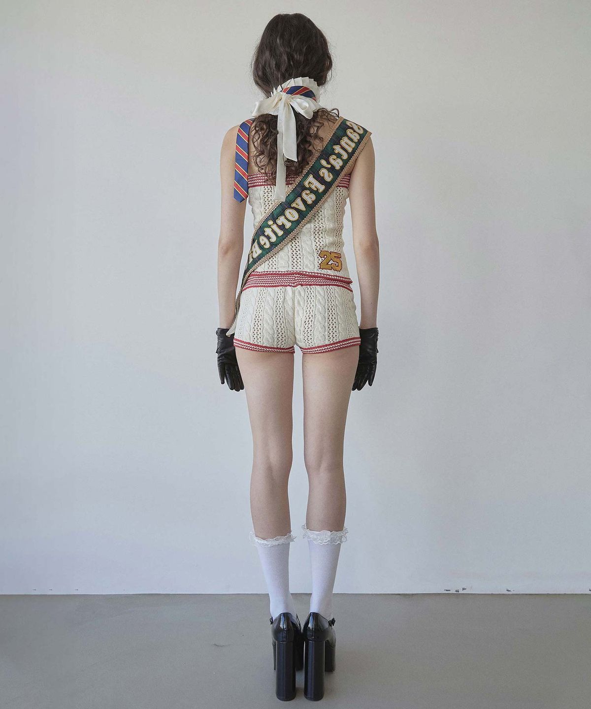 스컬프터(SCULPTOR) Naughty Girl Shorts Ivory