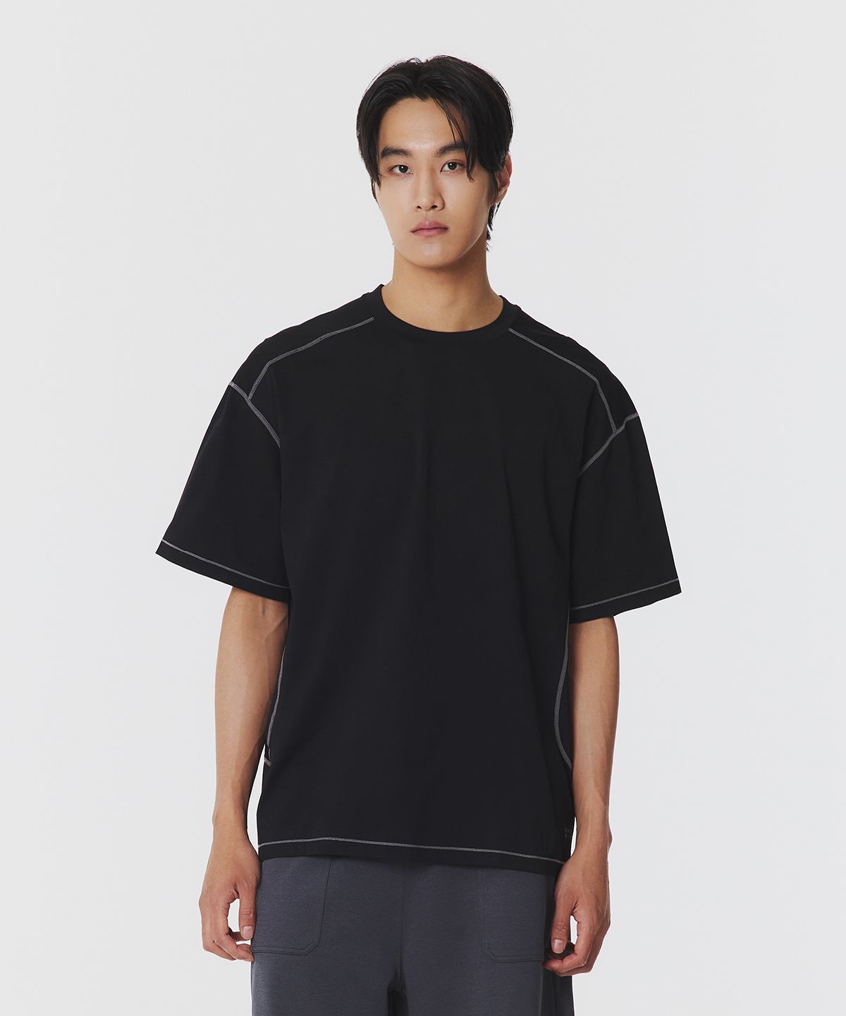 무신사 스탠다드 스포츠(MUSINSA STANDARD SPORTS) [쿨탠다드] 퀵드라이 루즈핏 스티치 숏슬리브 (2color)
