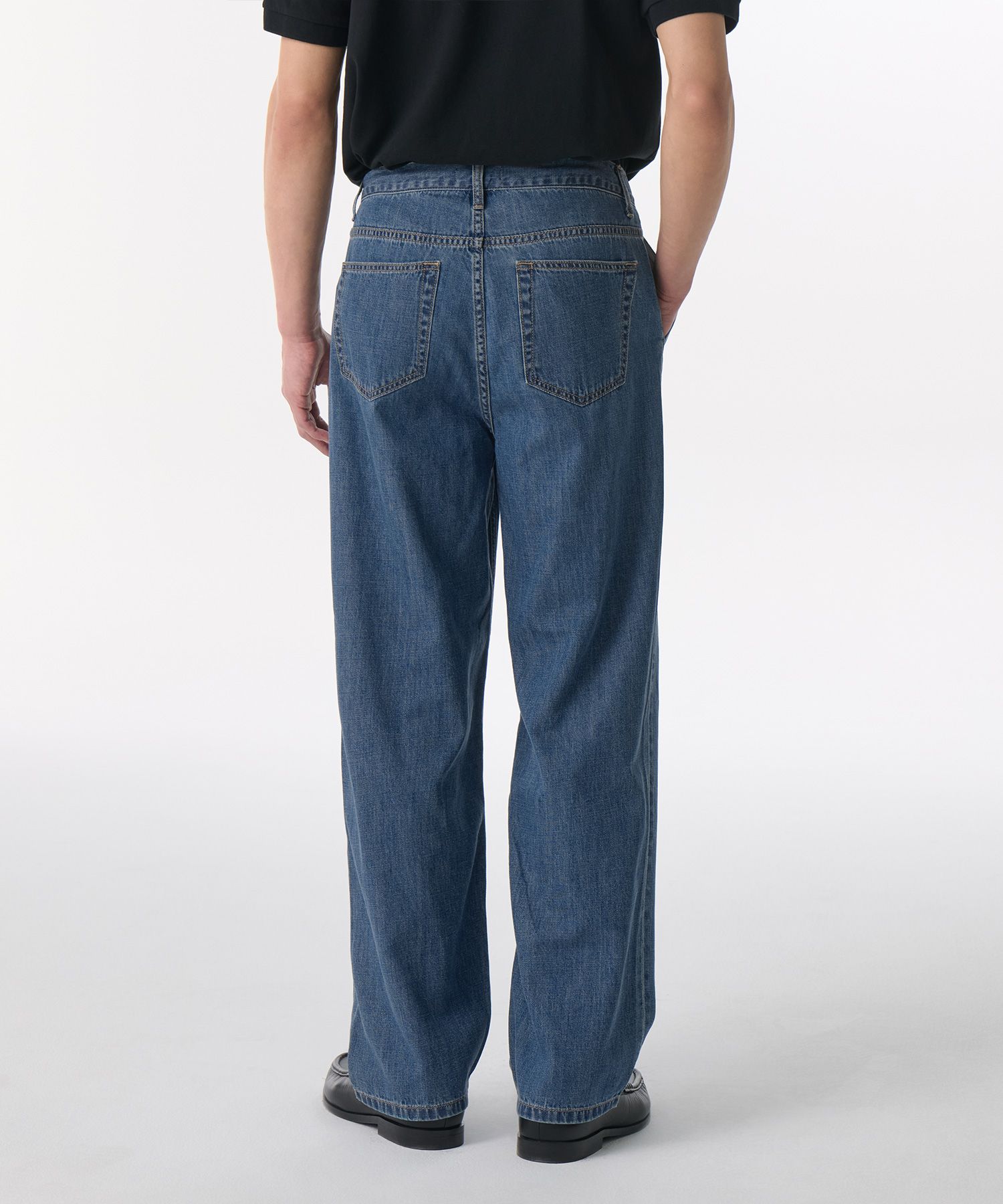 ★MUSINSA STANDARD★ Lightweight One Tuck Regular Fit Denim MUSINSA | MUSINSA STANDARD Lightweight One Tuck Regular Fit