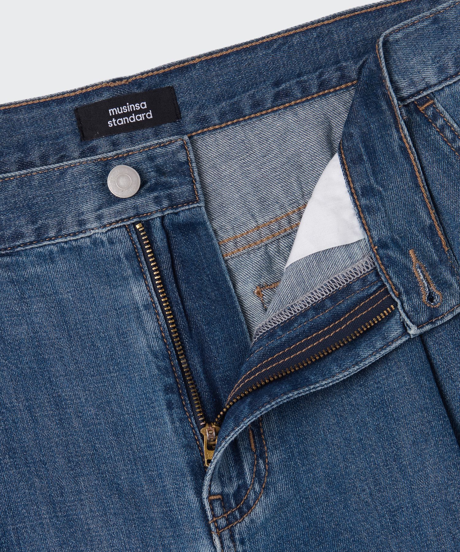 MUSINSA | MUSINSA STANDARD Lightweight One Tuck Regular Fit