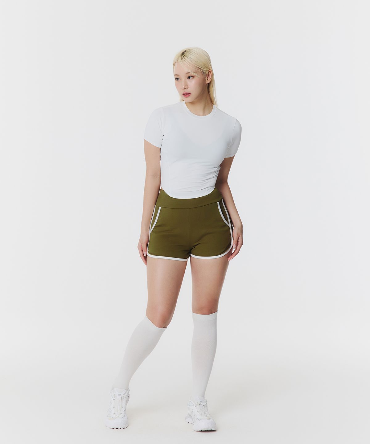무신사 스탠다드 스포츠(MUSINSA STANDARD SPORTS) 우먼즈 짐 코튼 돌핀 쇼츠 (2color)