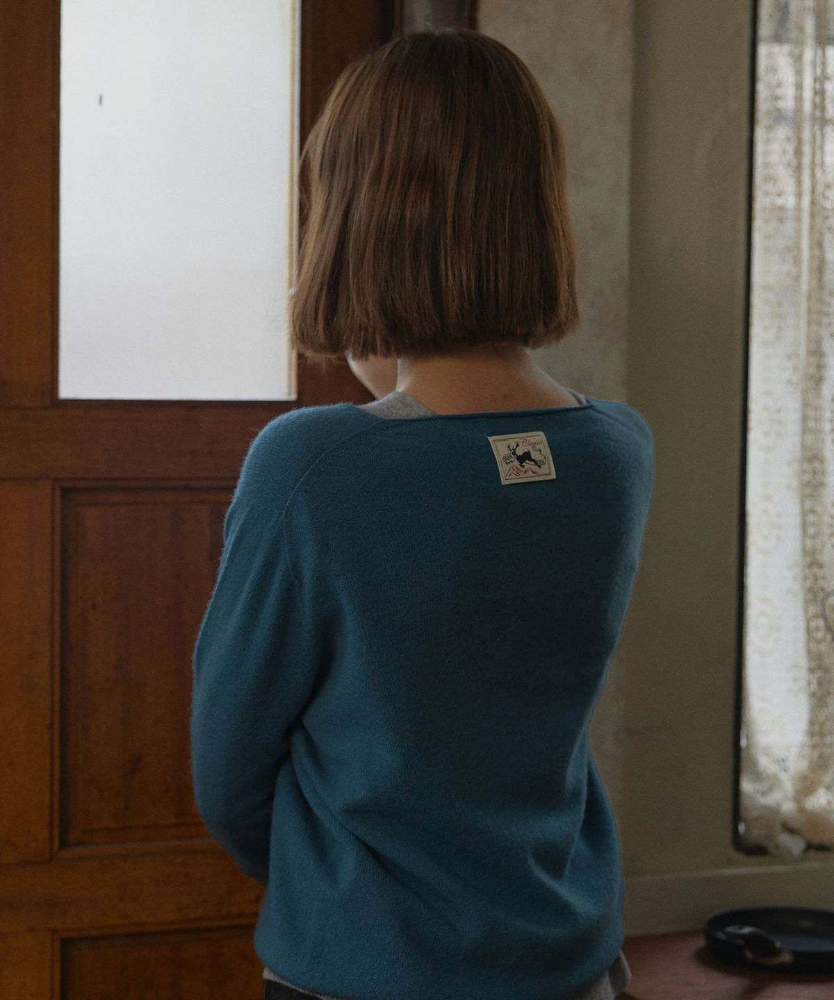 디어마이디어(DEARMYDEER) Essential V-nect knit (Blue)