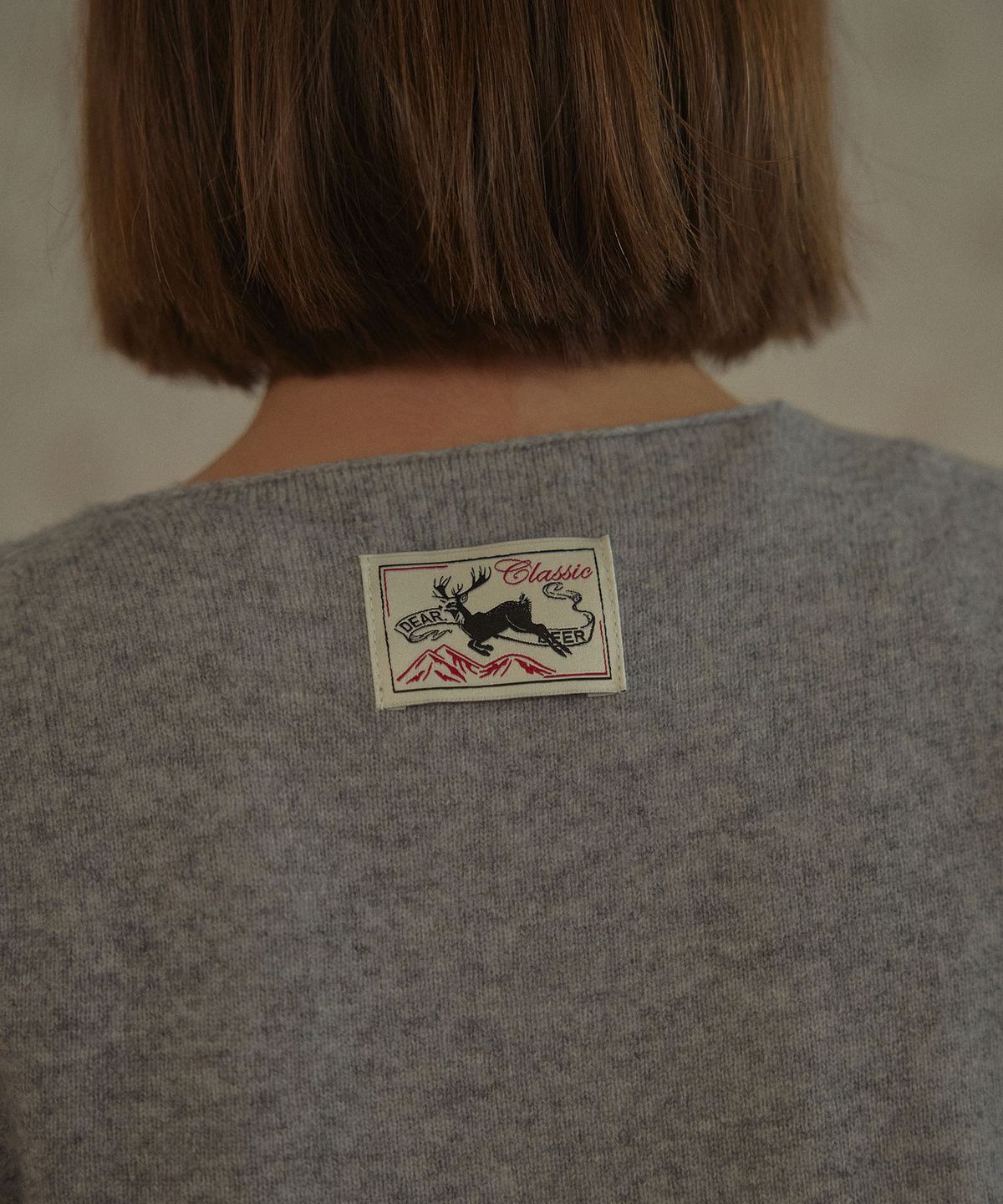 디어마이디어(DEARMYDEER) Essential V-nect knit (Grey)