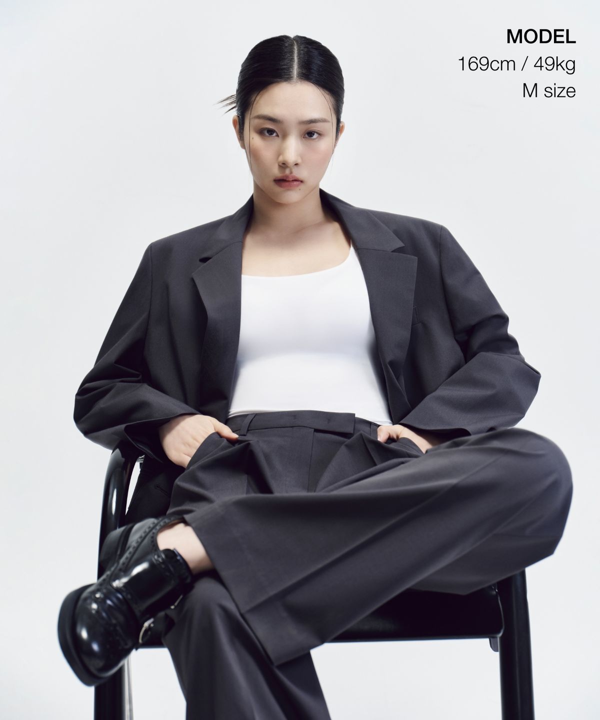 무신사 스탠다드 우먼(MUSINSA STANDARD WOMAN) [쿨탠다드] 우먼즈 로 웨이스트 딥 턱 와이드 히든 밴딩 슬랙스 [그레이]