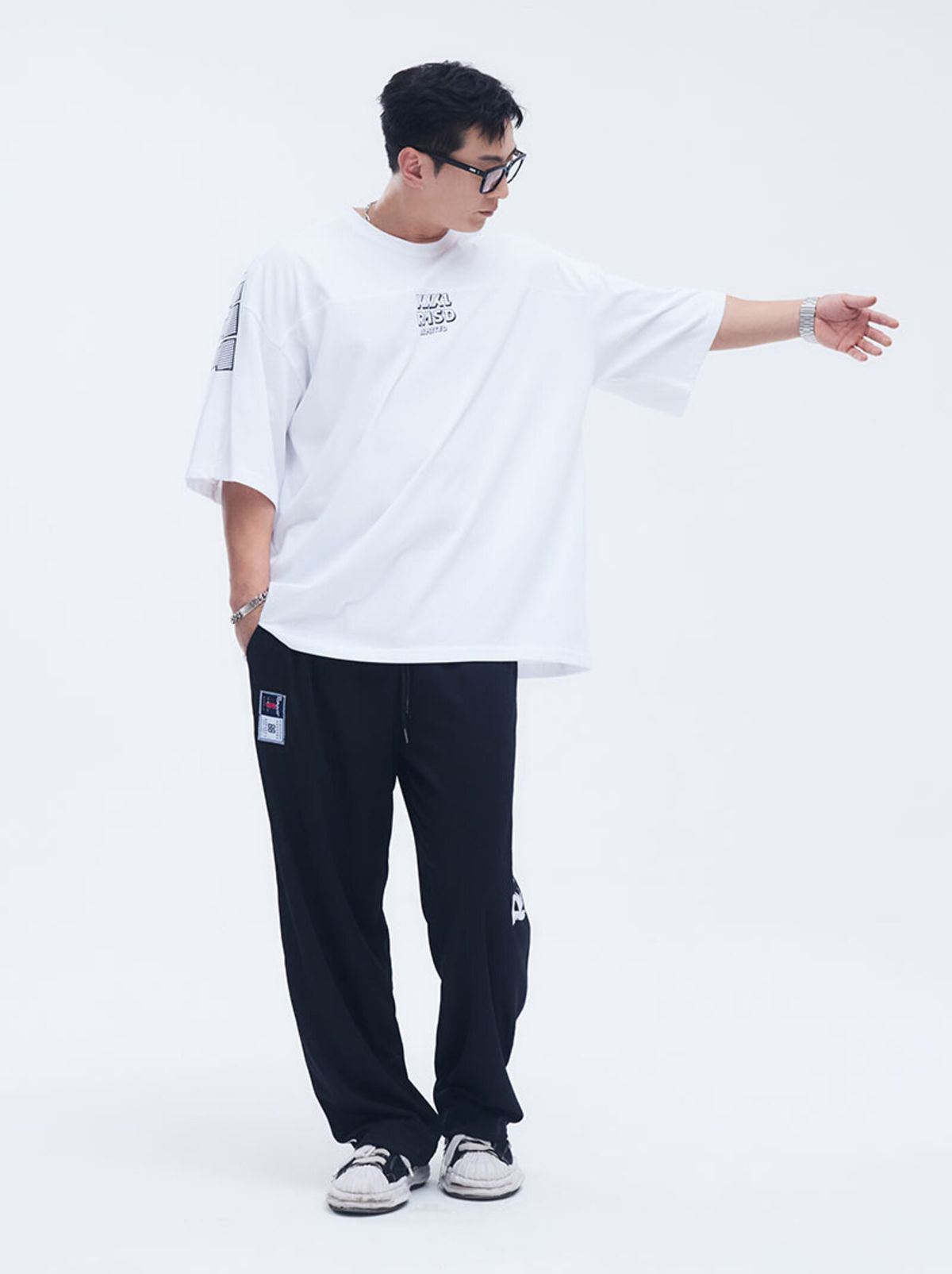 리무버 스튜디오(REMOVERSTUDIO) 비거 가오리 티셔츠[화이트]