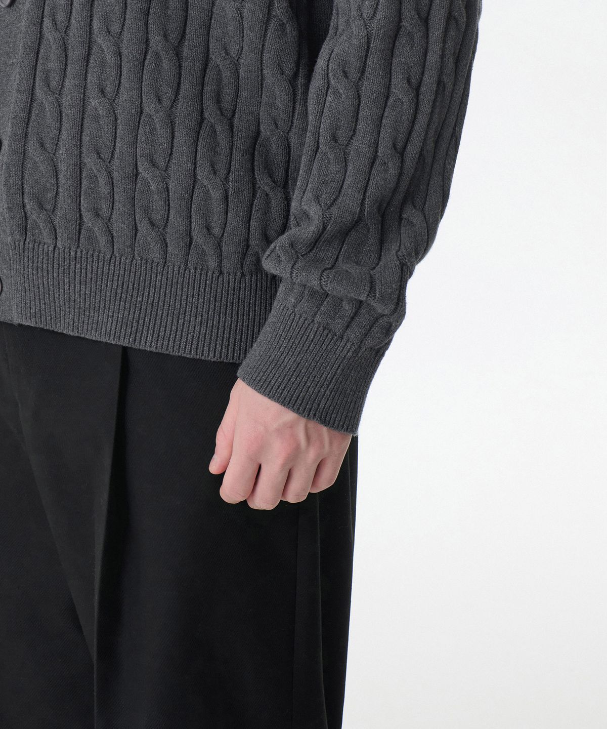 무신사 스탠다드(MUSINSA STANDARD) 코튼 케이블 칼라드 가디건 [그레이]