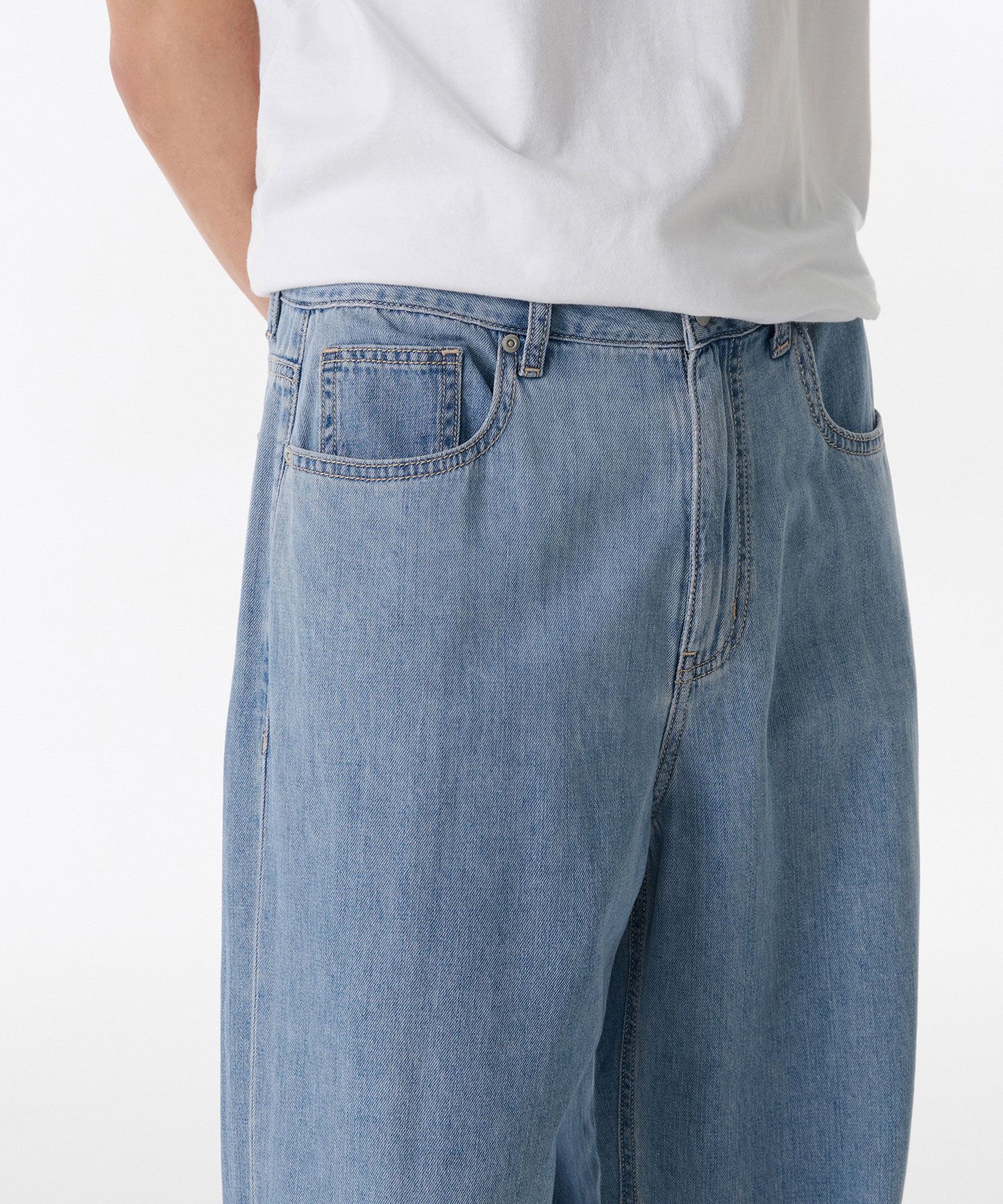 MUSINSA | MUSINSA STANDARD Lightweight Big Wide Denim Pants