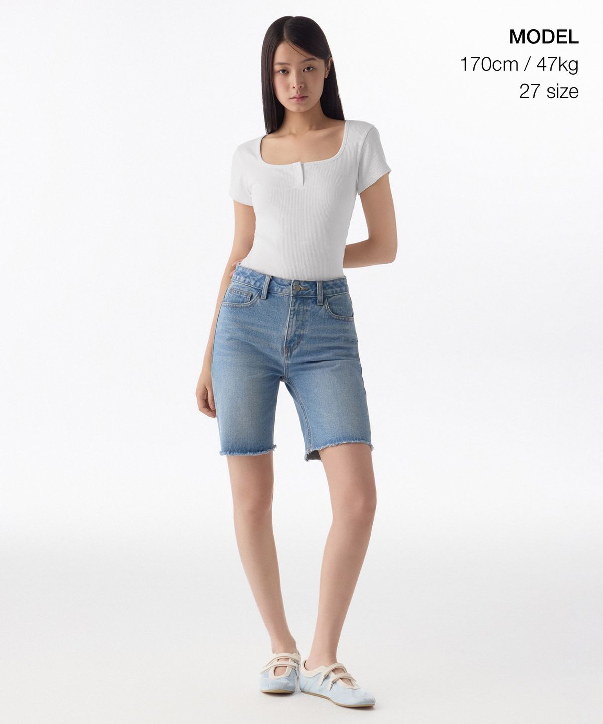 무신사 스탠다드 우먼(MUSINSA STANDARD WOMAN) 우먼즈 컷 오프 데님 바이커 쇼츠 [라이트 인디고]