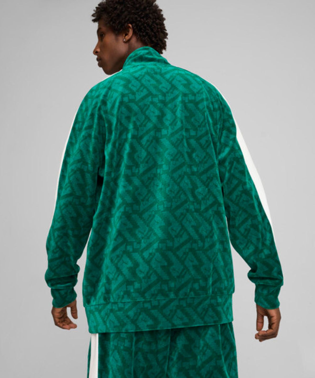 푸마(PUMA) 푸마 X 오징어게임 T7 아이코닉 트랙 자켓 - 그린 / 627428-86
