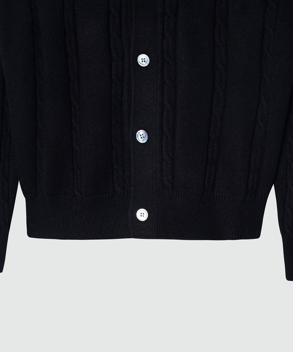 이지오(EZIO) Cable button-up Collar Cardigan_Black