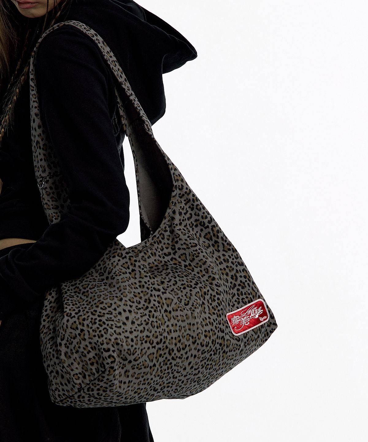 카시코(KASHIKO) Leopard Print Shoulder Bag Blue Gray