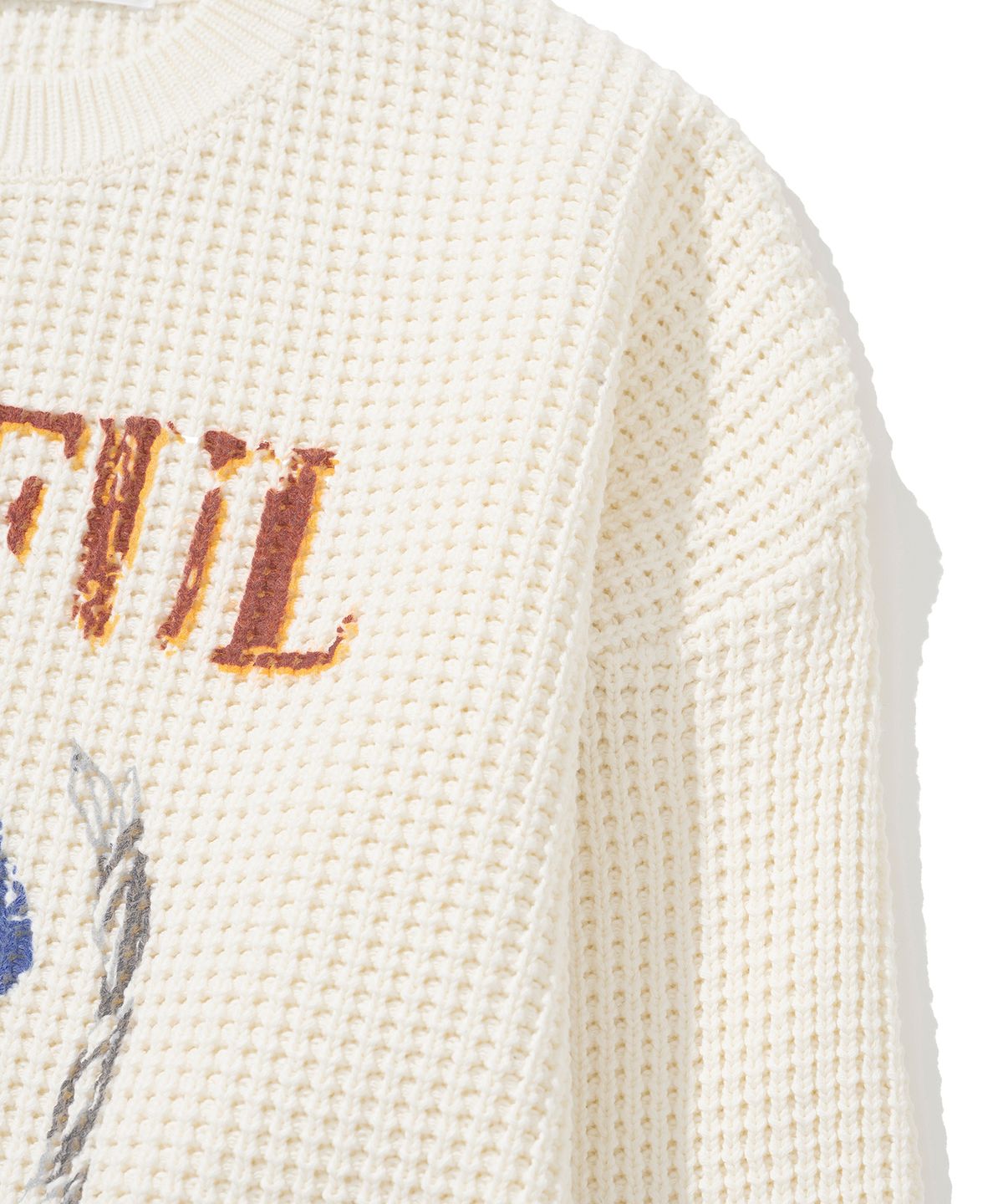 니티드(KNITTED) 코튼 유즈풀 캐슬 라운드 니트 IVORY