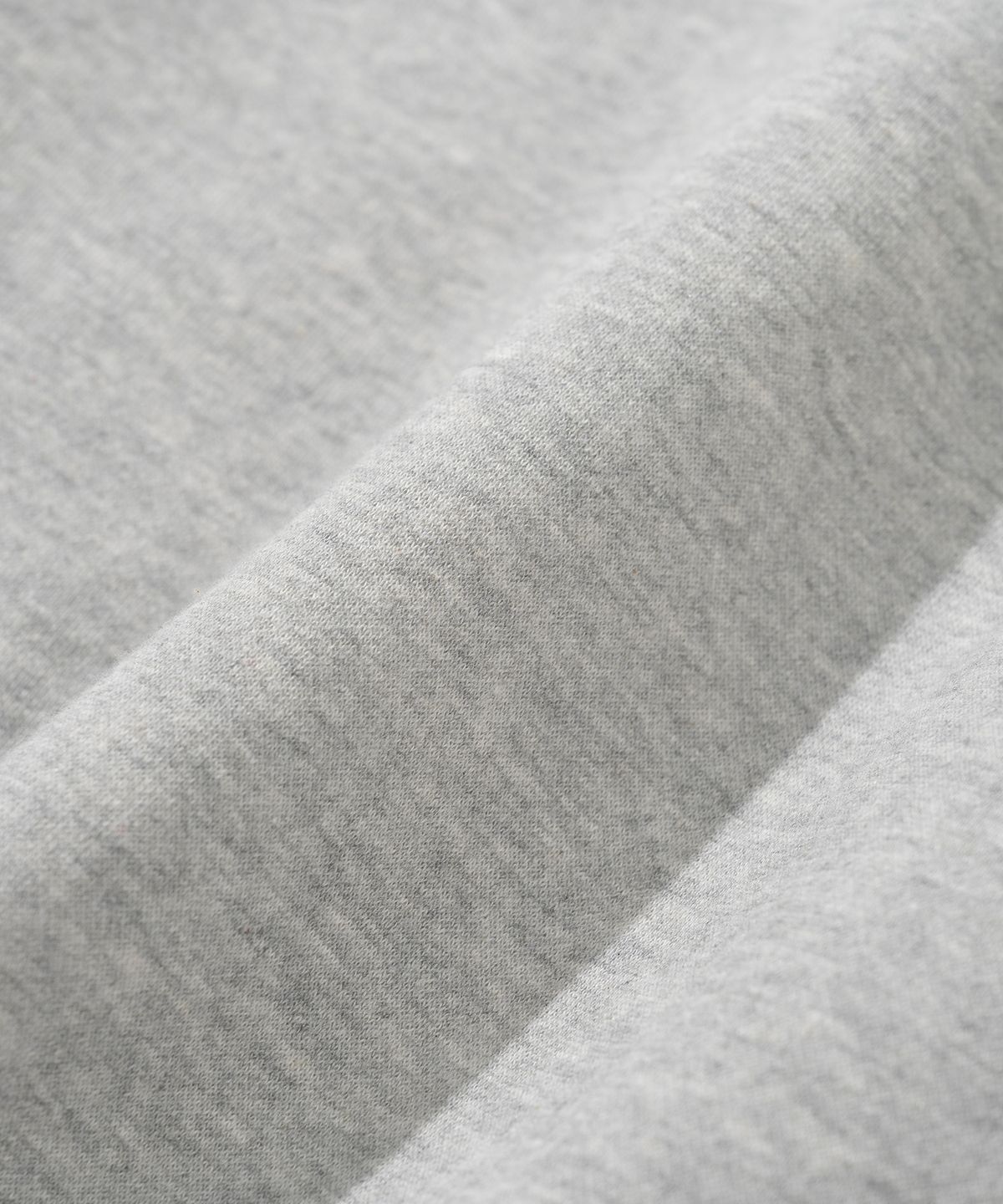 니티드(KNITTED) 렛츠 러브 맨투맨 MELANGE GREY