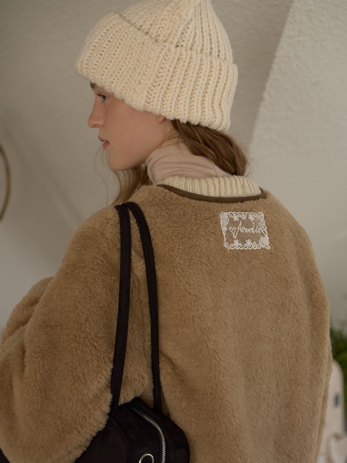 아노에틱(ANOETIC) COZY FAKE FUR JACKET_BROWN