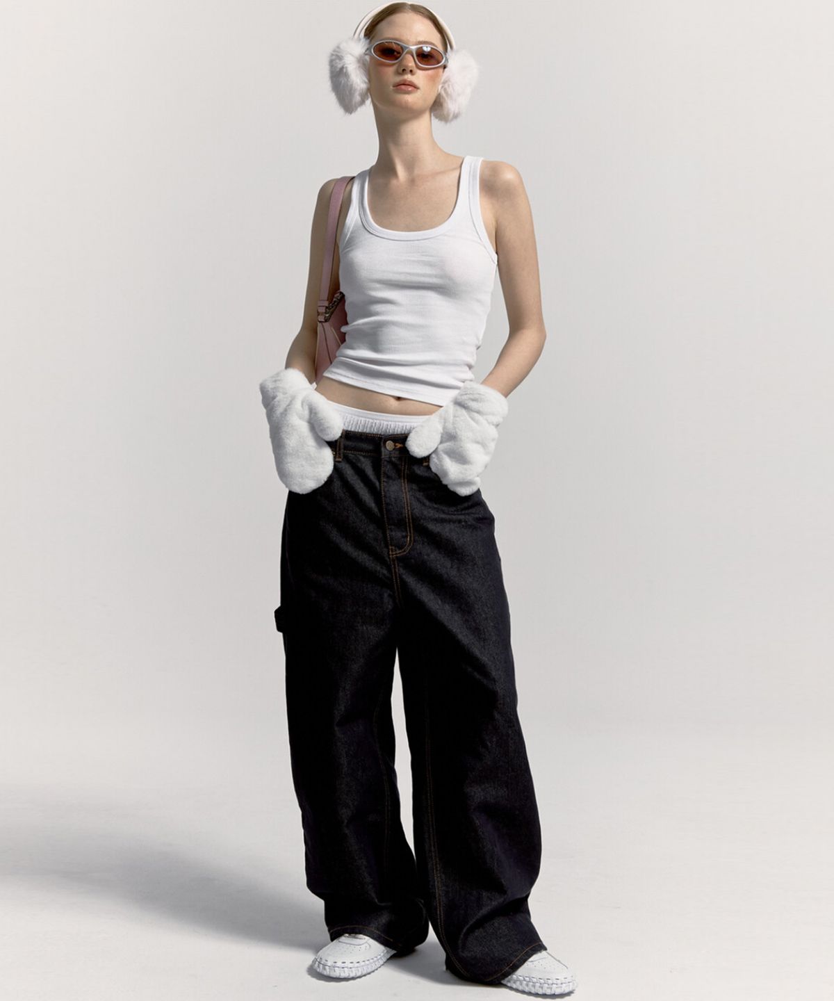카시코(KASHIKO) Embroied Nonfade Denim Pants Blue