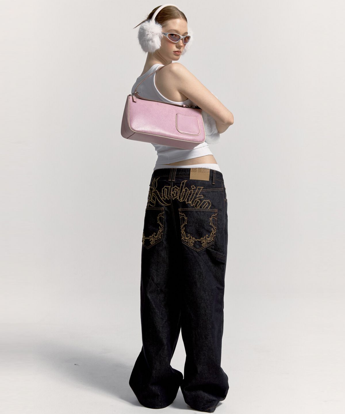 카시코(KASHIKO) Embroied Nonfade Denim Pants Blue