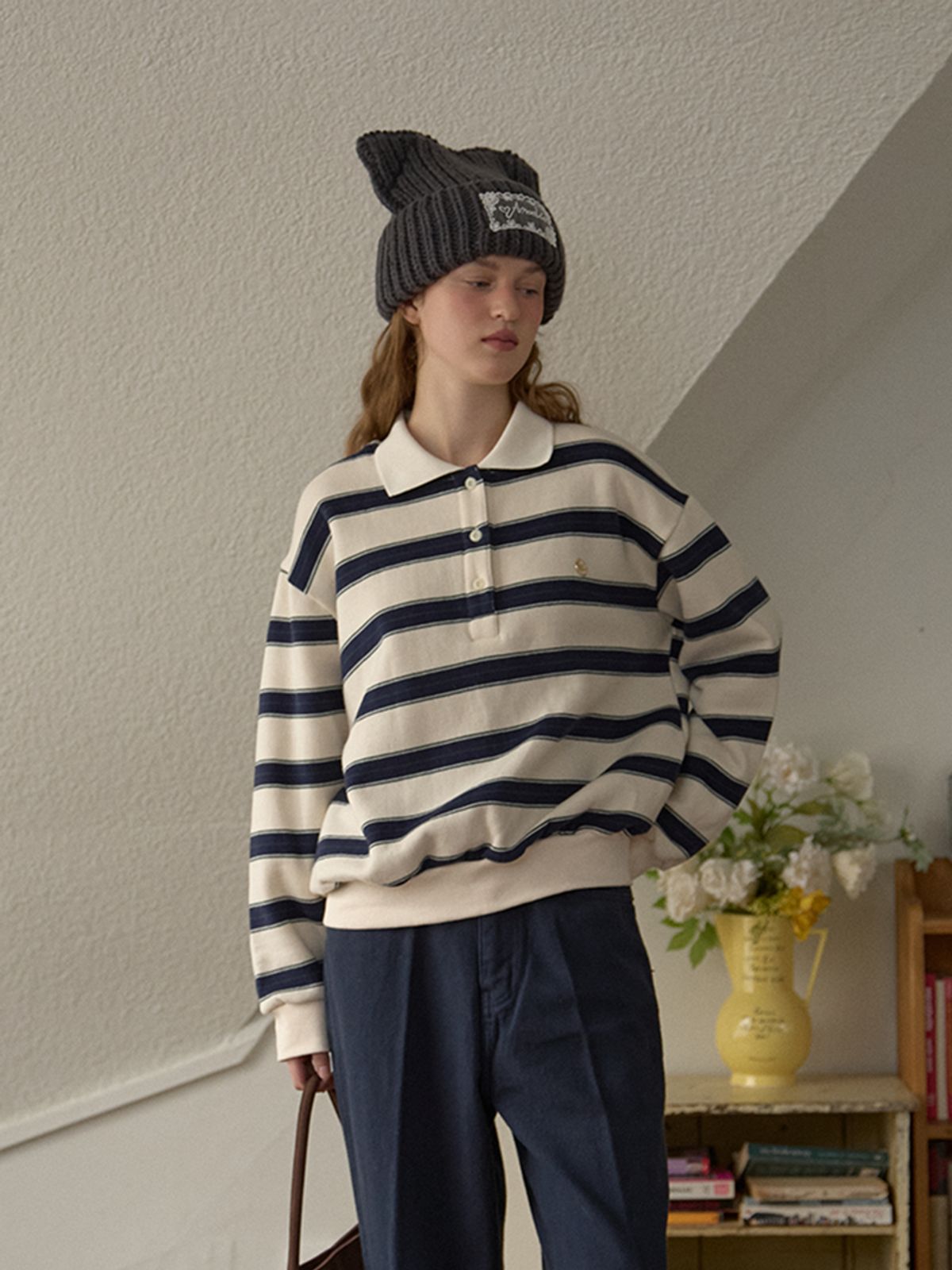 아노에틱(ANOETIC) ANC STRIPE COLLAR SWEATSHIRT_IVORY