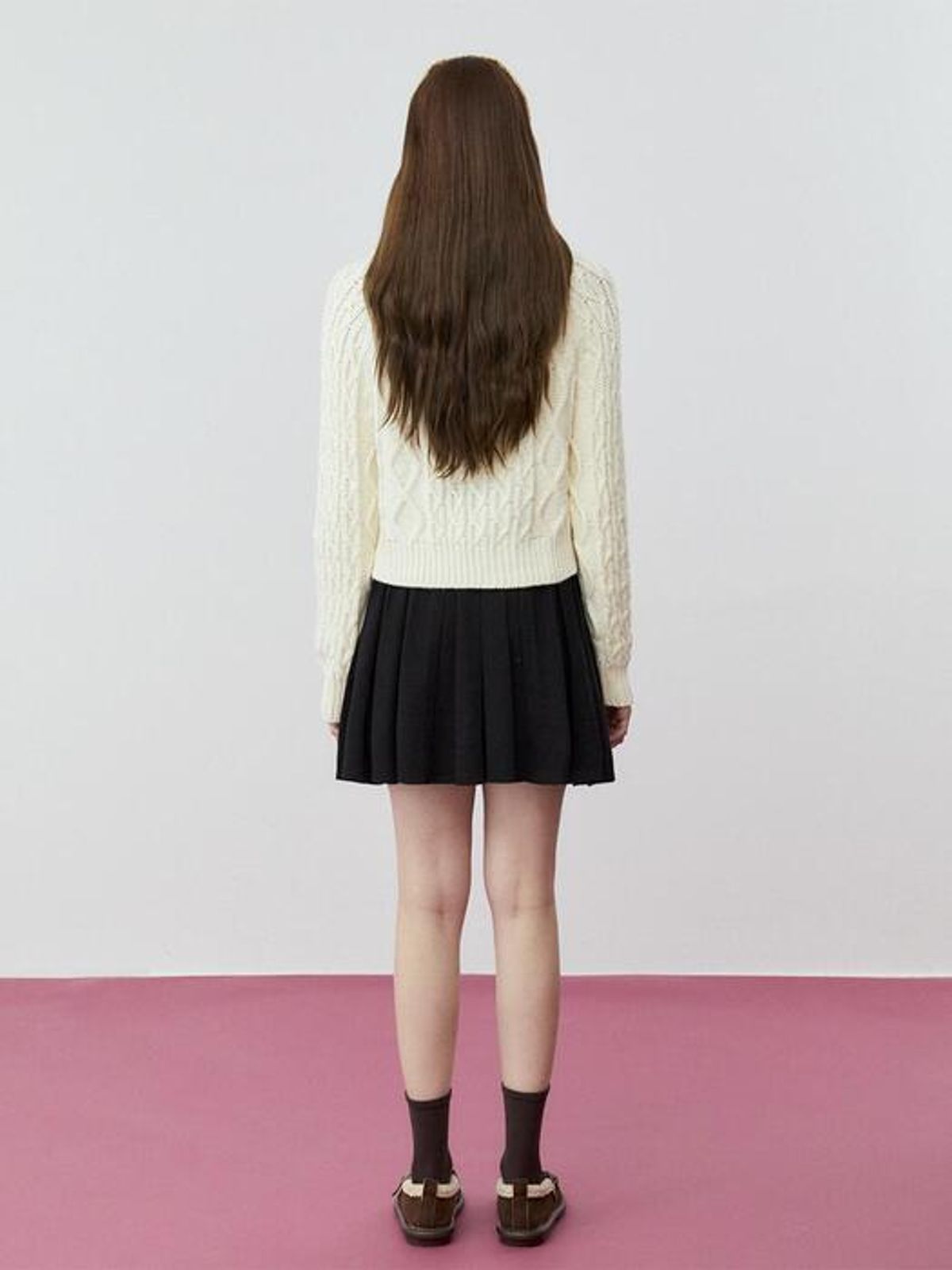 쿨키튼(KOOLKITTEN) Twisted Zip Up (BE)