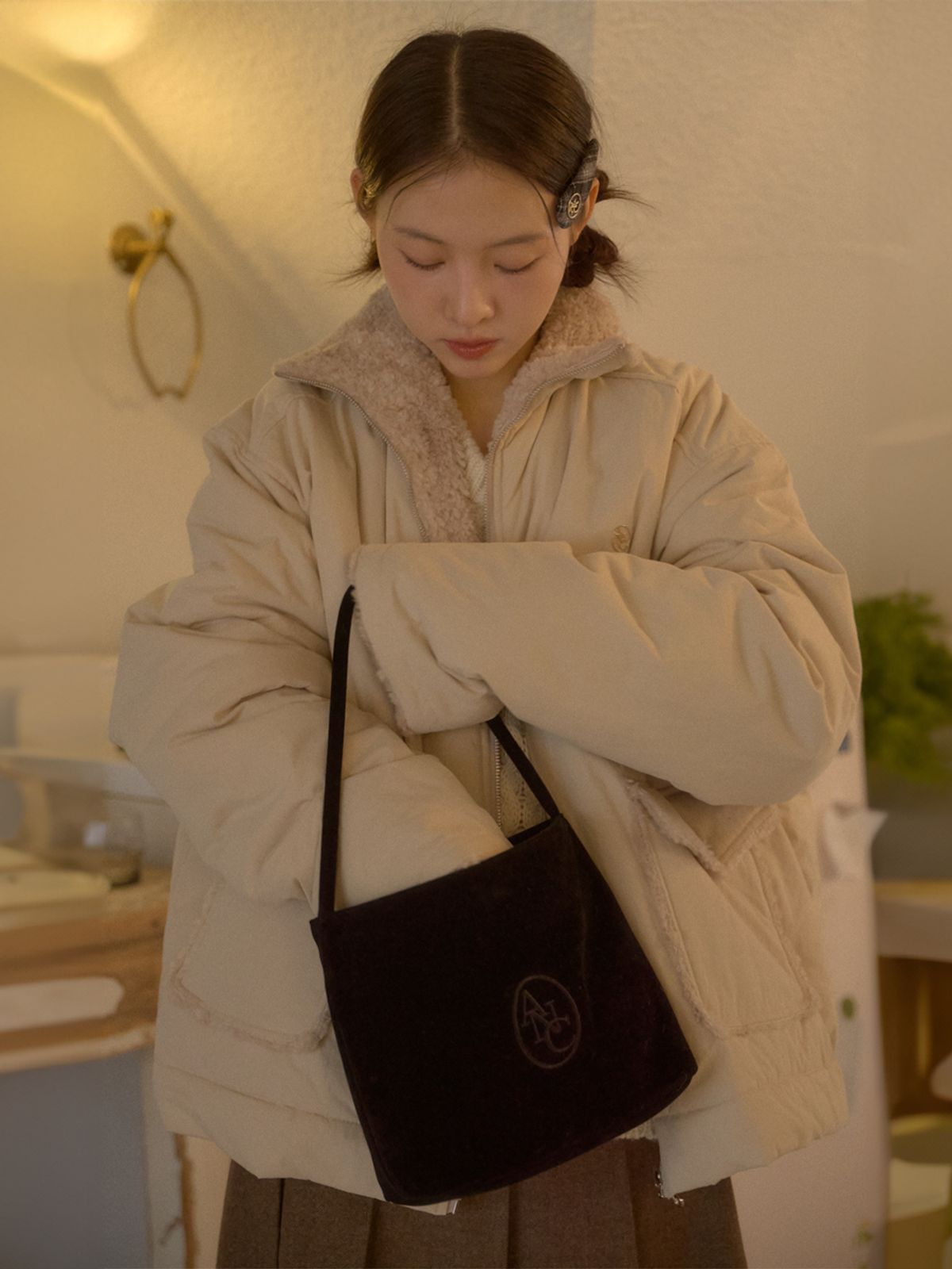 아노에틱(ANOETIC) ANC VELVET REVE BAG_BLACK