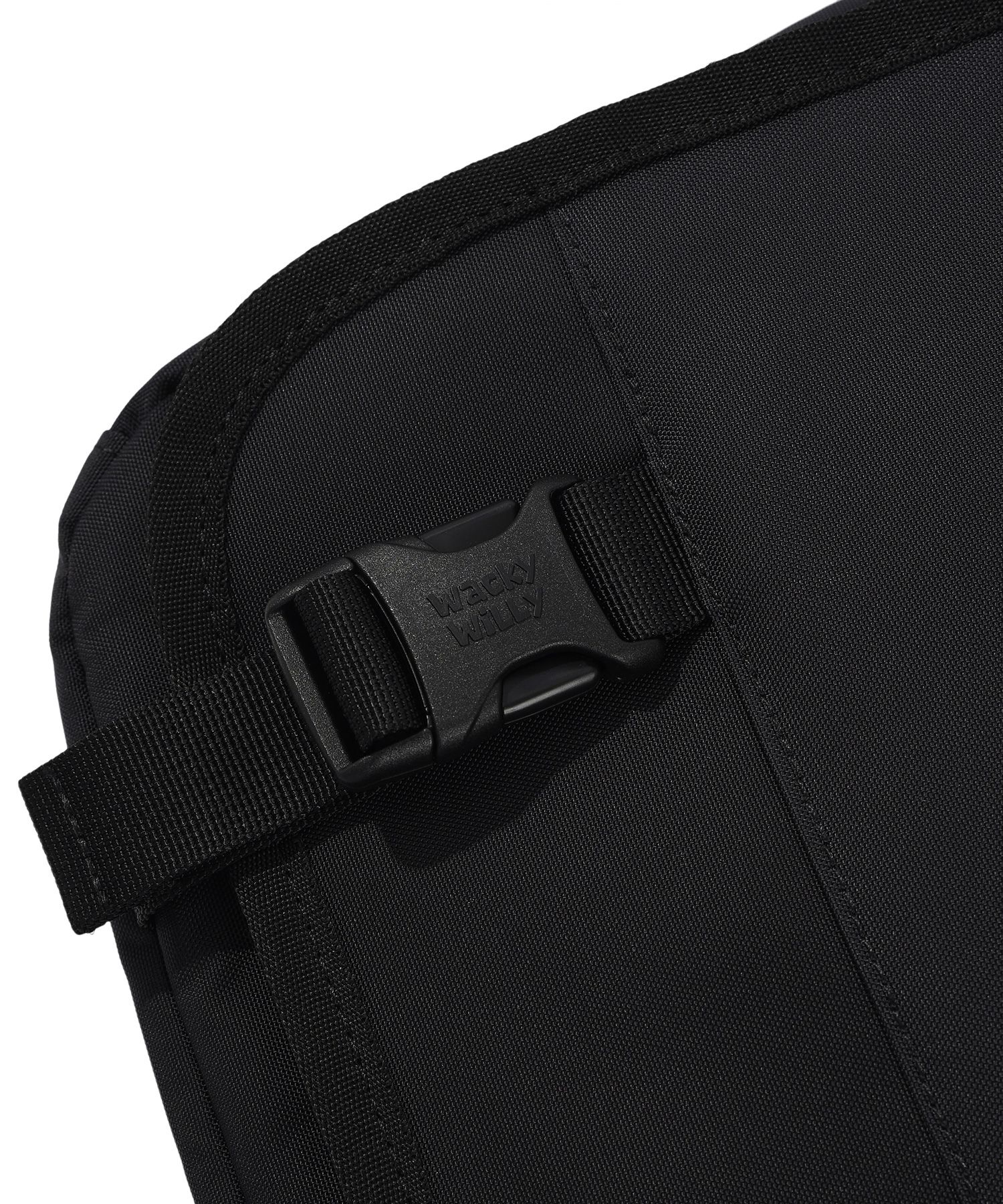 MUSINSA | WACKY WILLY Flight Messenger Bag Black