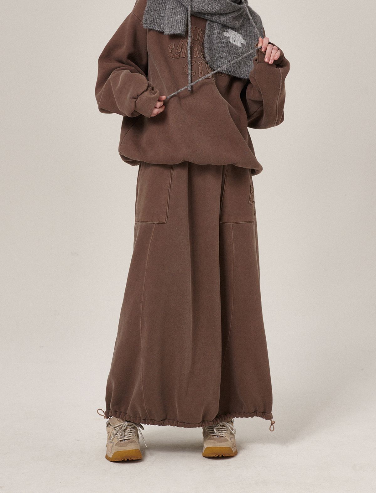 플랫웨이브 인 서울(FLATWAVE IN SEOUL) Hava Patchwork Pigment Sweatskirt Brown