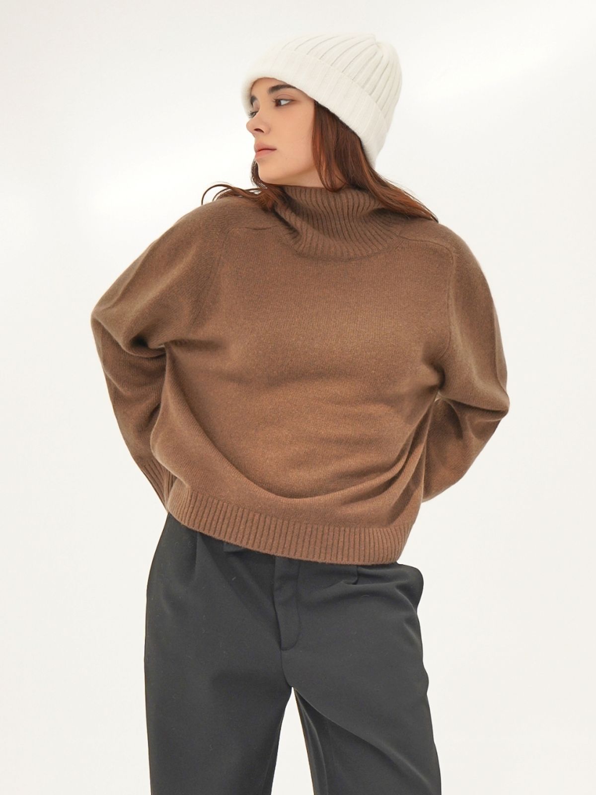 아쿠드(ACUD) Raccoon Turtle neck Knit _Brown