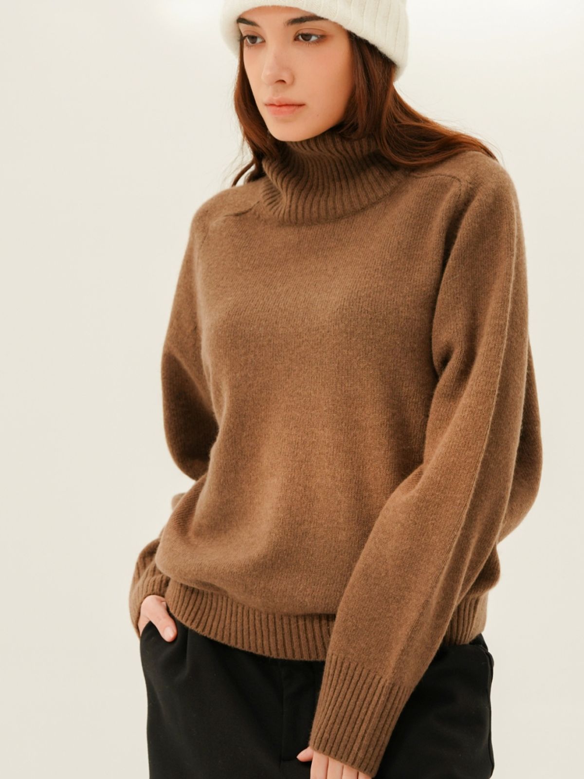 아쿠드(ACUD) Raccoon Turtle neck Knit _Brown