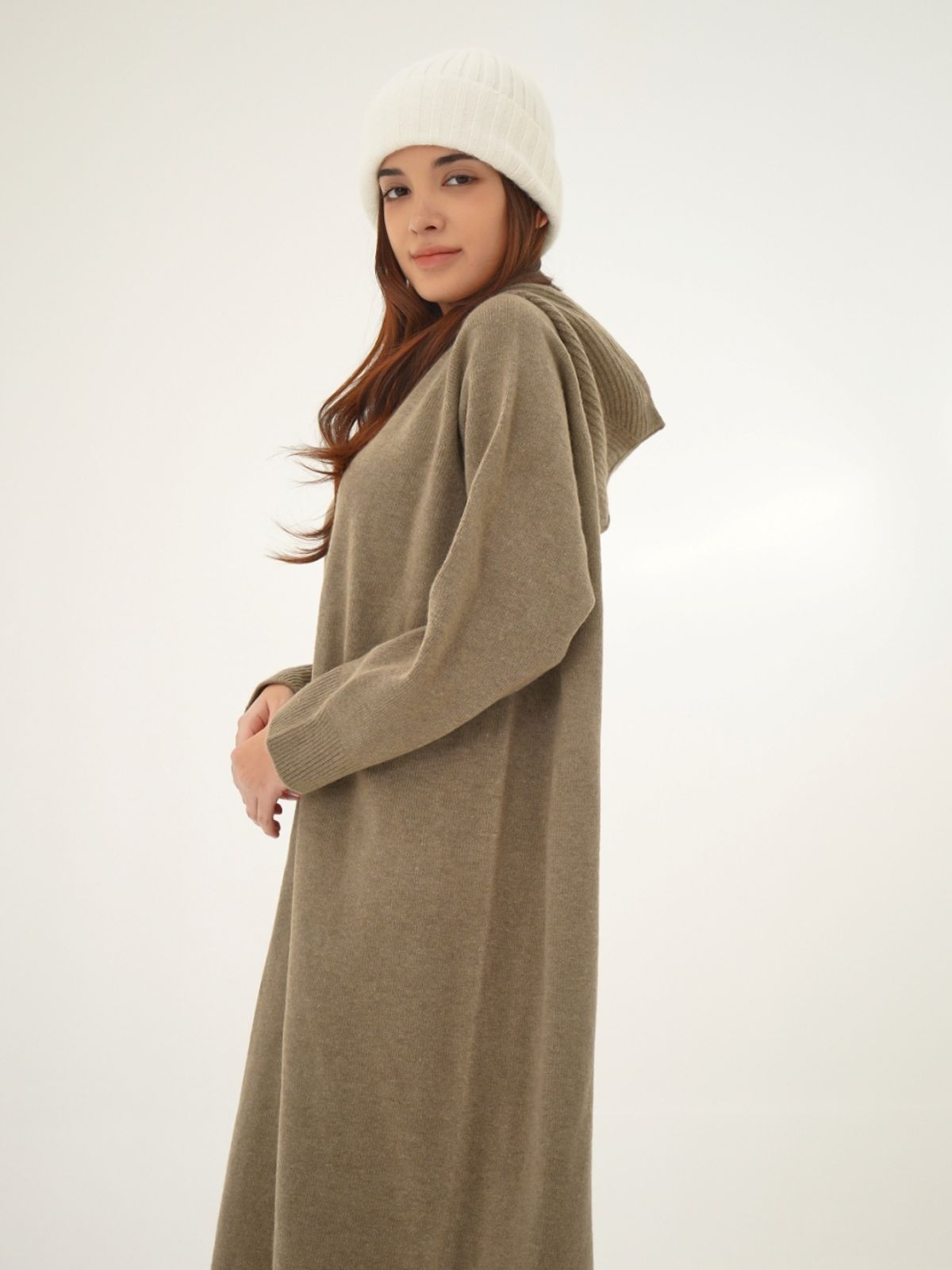 아쿠드(ACUD) Hoodie Knit Long Dress _D.Beige