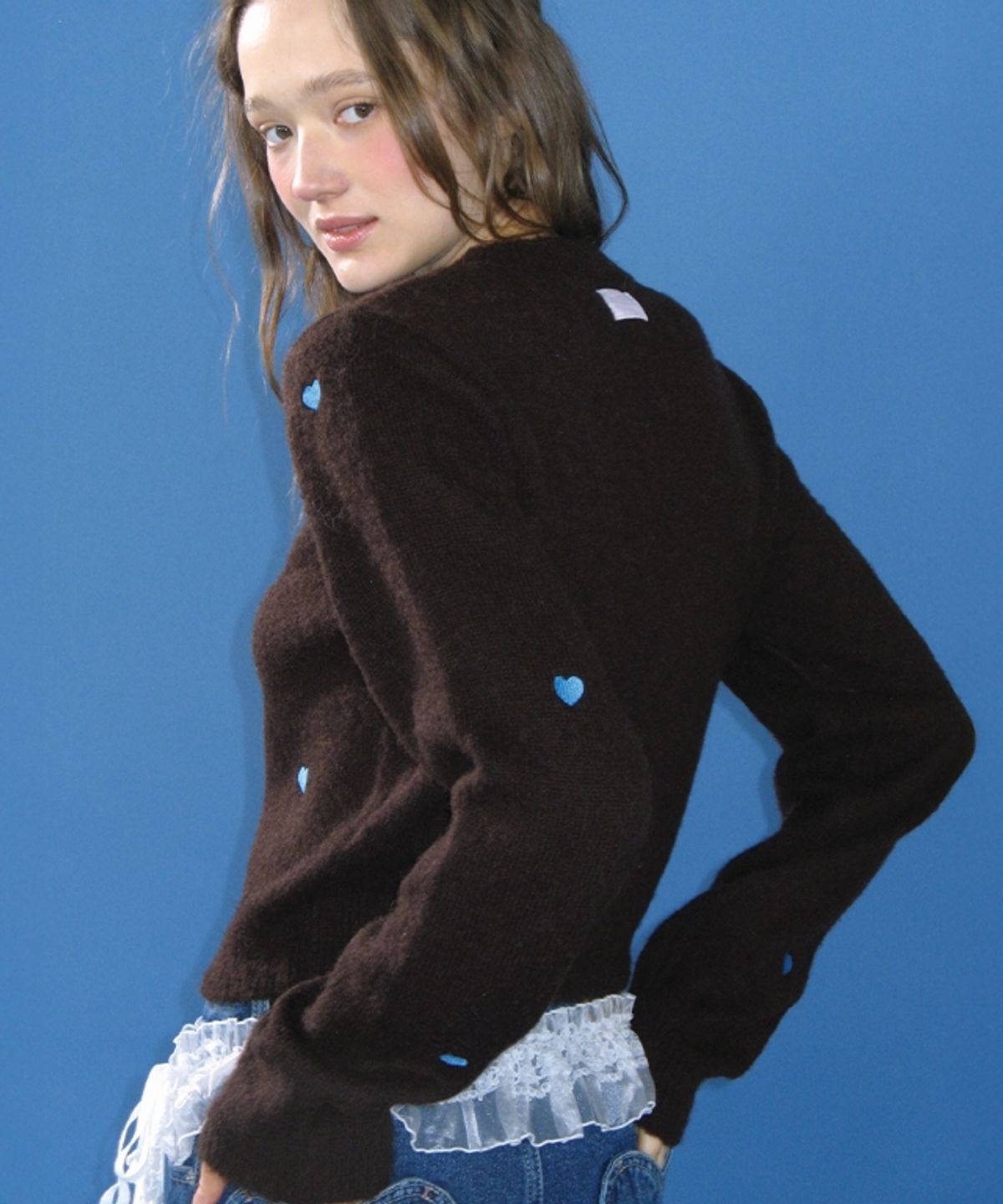론론(RONRON) RIBBON HEART PATTERN HAIRY KNIT PULLOVER BROWN BLUE
