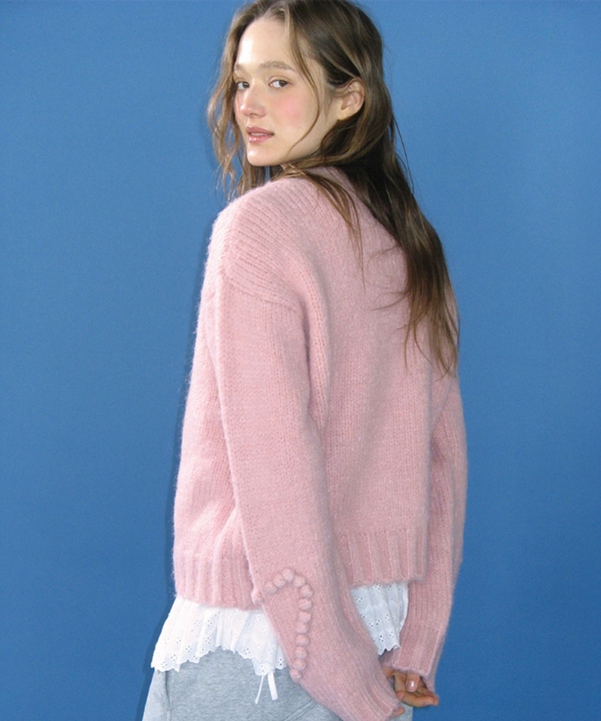론론(RONRON) HANDMADE HEART SLEEVE POINT PULLOVER KNIT CREAM PINK