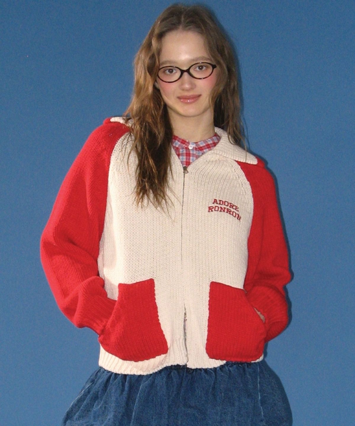 론론(RONRON) 88 BLOCKING COWICHAN KNIT ZIP UP CREAM RED