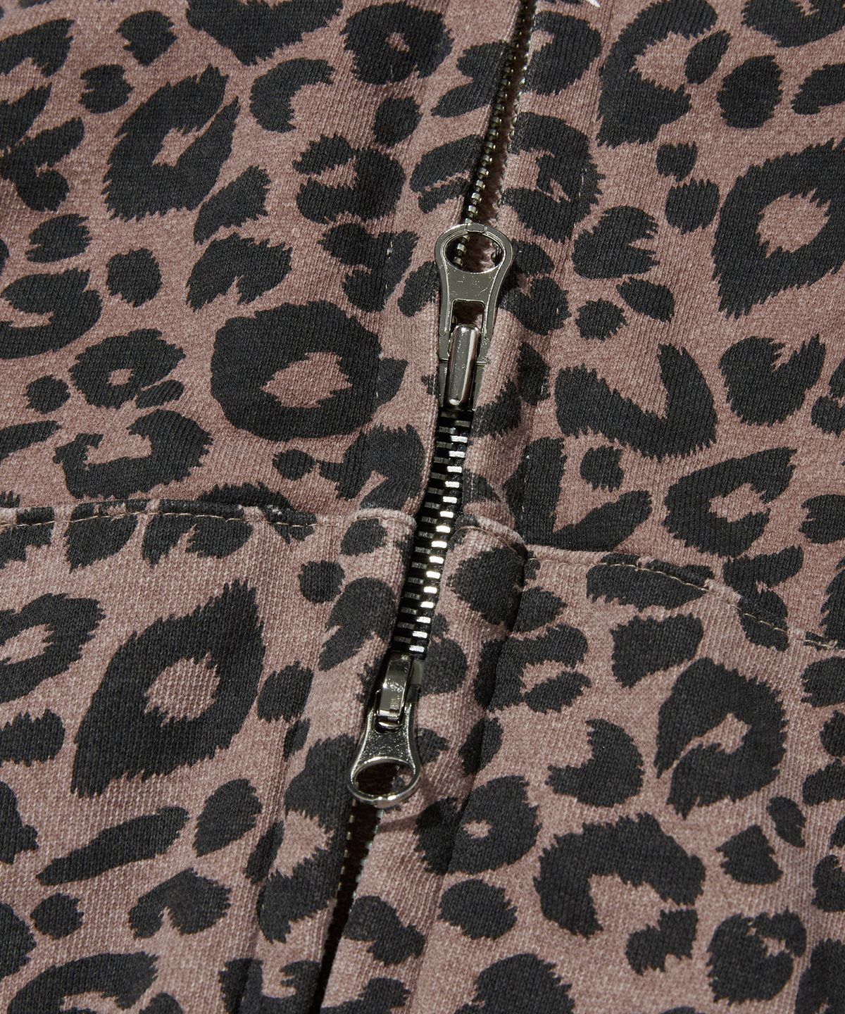 스웨이드(SUADE) LEOPARD HOOD ZIP UP [LEOPARD]