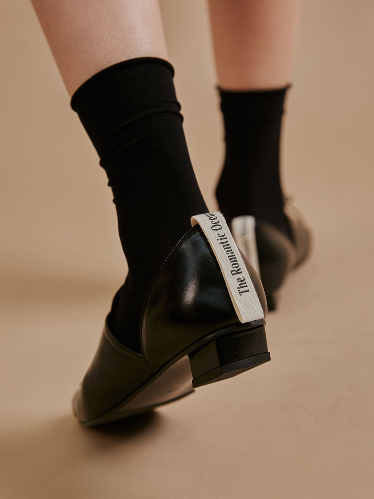 더 로맨틱 오션(THE ROMANTIC OCEAN) Low loafer / 로우 로퍼 (black)