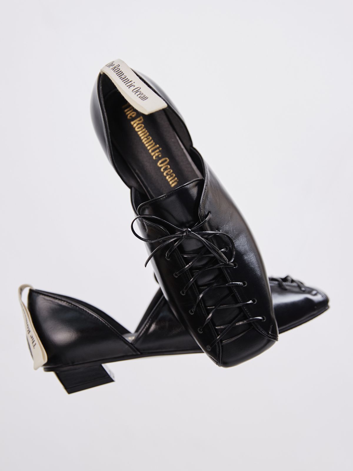 더 로맨틱 오션(THE ROMANTIC OCEAN) Low loafer / 로우 로퍼 (black)