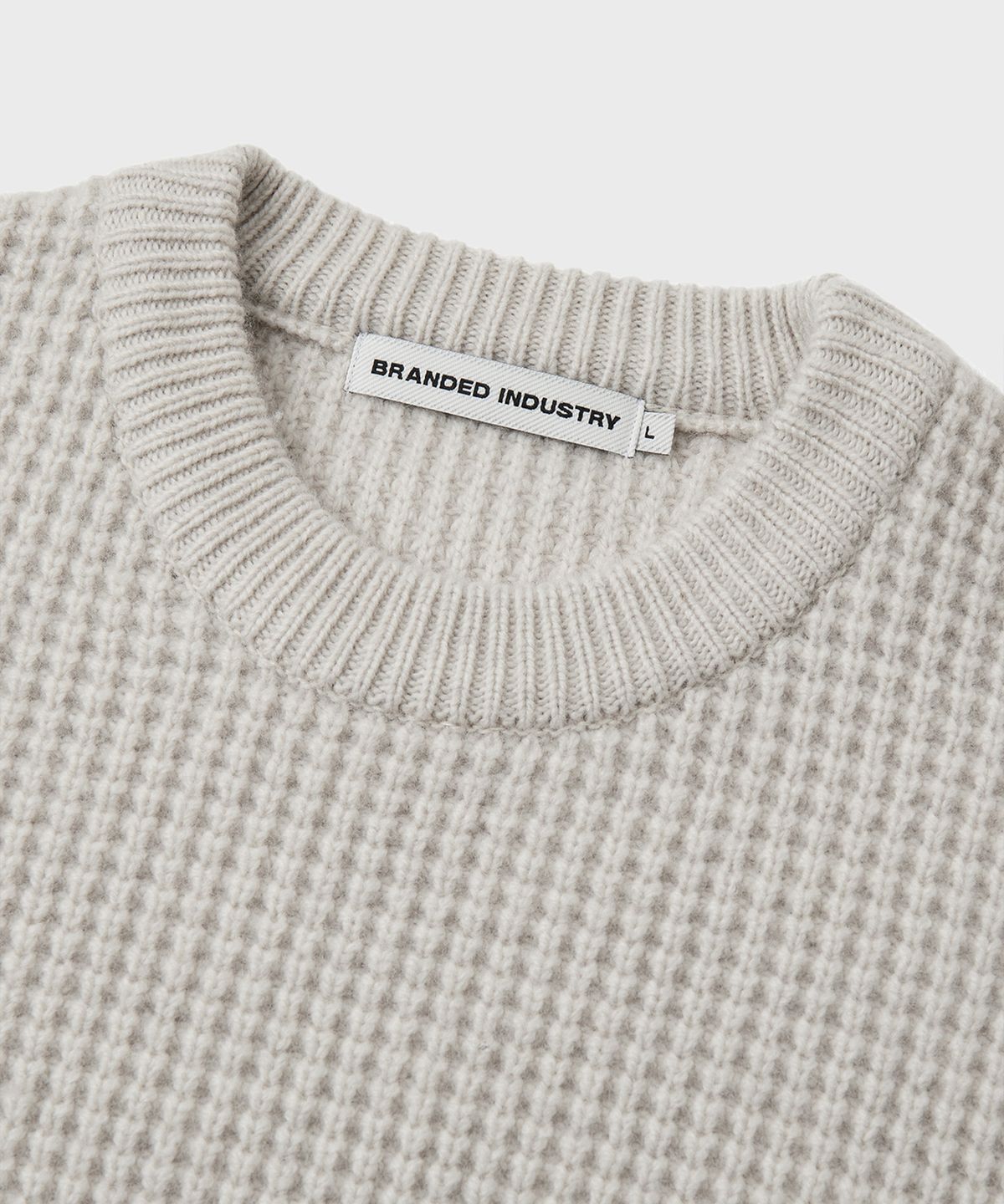 브랜디드(BRANDED) CHAIN HEAVY WOOL SWEATER [IVORY]