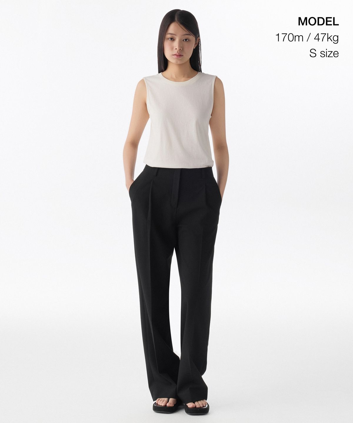 무신사 스탠다드 우먼(MUSINSA STANDARD WOMAN) 우먼즈 베이식 슬리브리스 탑 [크림]