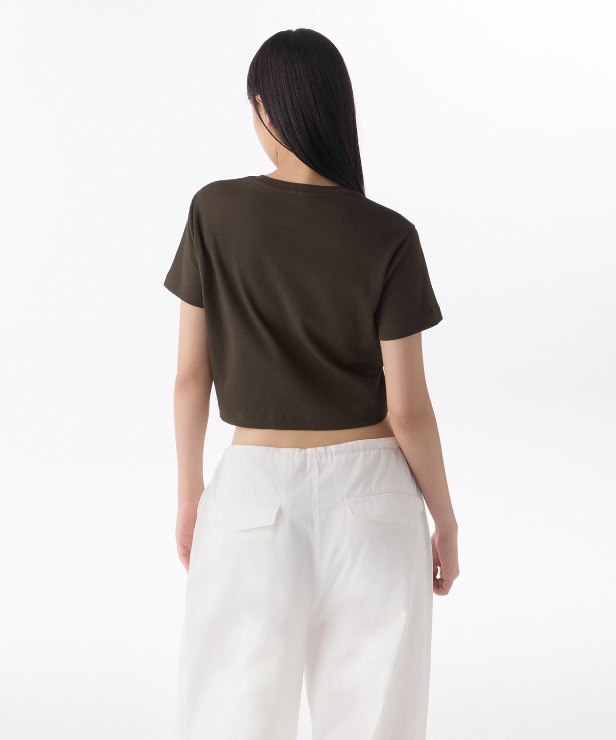 무신사 스탠다드 우먼(MUSINSA STANDARD WOMAN) 우먼즈 크루 넥 크롭 티셔츠 [다크 브라운]