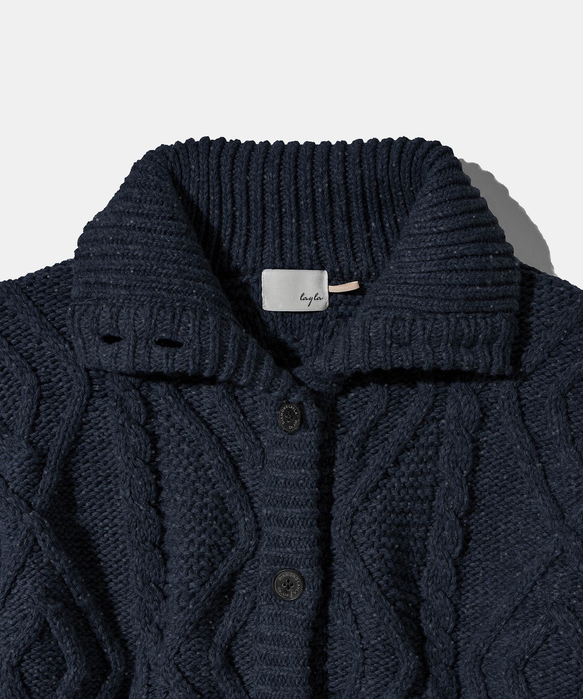 다이아몬드 레이라(DIAMOND LAYLA) Turtleneck Two Buttons Cardigan C8 Dark Navy Melange
