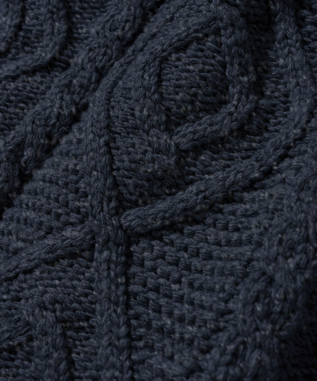 다이아몬드 레이라(DIAMOND LAYLA) Turtleneck Two Buttons Cardigan C8 Dark Navy Melange